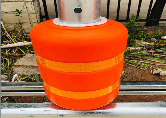 Good price Q235 สิ่งกีดขวางลูกกลิ้งทางหลวงเหล็กชุบสังกะสีแบบจุ่มร้อนเพื่อความปลอดภัยในการจราจร ออนไลน์