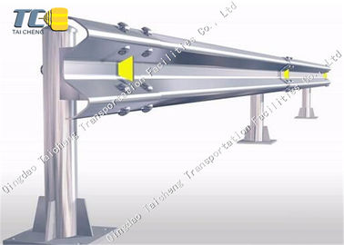 ซื้อ ป้องกันรั้วรั้ว Q235 W สําหรับการป้องกันทาง online manufacture