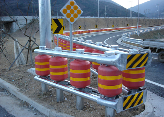 Good price การจราจร พลาสติก ปกป้องความยืดหยุ่น Rotating Bucket Guardrail ออนไลน์