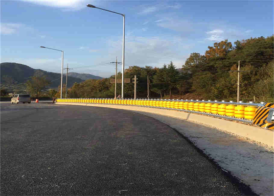 การขับขี่อย่างปลอดภัยบนทางหลวง EVA Roller Barrels Security Rolling Barrier