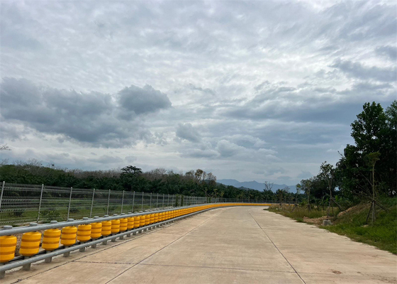 Good price วัสดุ EVA Anti Crash Guardrail ความปลอดภัยทางหลวง รอลเลอร์กั้นขยาย ออนไลน์