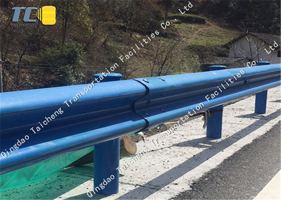 ป้องกันความปลอดภัยทางถนนความเร็วสูง W Beam Guardrail ป้องกันความปลอดภัยการจราจร ป้องกันความแข็งแรงสูง