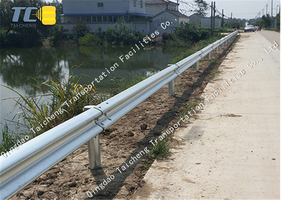 Good price ขายร้อน รั้วป้องกันโค้ง เหล็กเหล็กเหล็กเหล็ก W Beam ถนนทางหลวง ออนไลน์