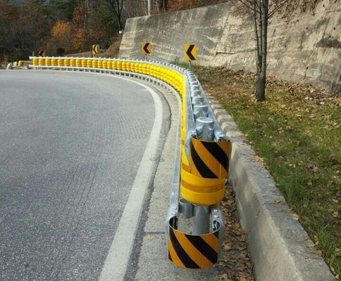 Good price 10 ปี อายุการใช้งาน HDG Highway Roller Barrier สําหรับการก่อสร้างทางด่วน ออนไลน์
