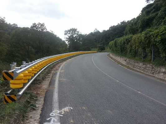 Good price กว้าง 345 มิลลิเมตร / 350 มิลลิเมตร Highway Guardrail Roller Machine กับอายุการใช้งาน 10 ปี ออนไลน์