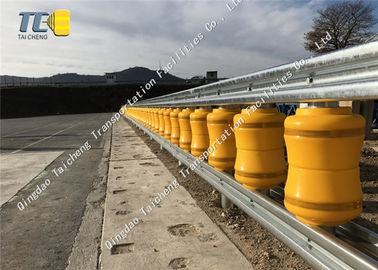 0.35 เมตรเส้นผ่านศูนย์กลางถนน Guardrail EVA Highway Roller Barrier