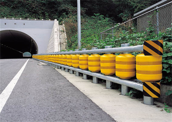 Good price SB Grade Approved Highway Roller Crash Barriers สีเหลืองสีแดงสีขาว ออนไลน์