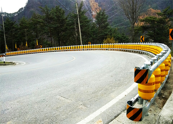 Double Buckets EVA Filled Safety Roller Barrier ชุบสังกะสี
